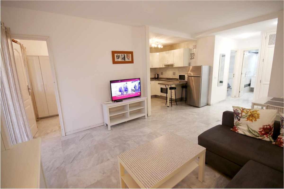 Dinastia B401 By Tenerife Rental & Sales Los Cristianos  Eksteriør billede